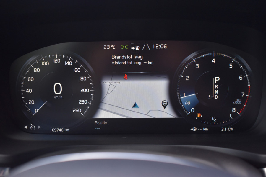 Volvo V60 2.0 T5 Inscription Leer | Pano Dak | ACC | Stoelverwarming | Park V+A | Styling Kit