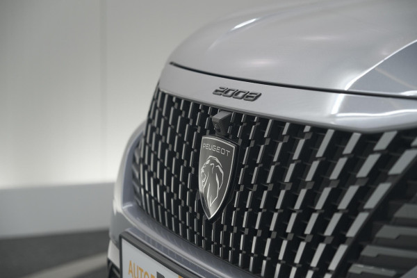 Peugeot 2008 Hybrid 136 e-DCS6 Allure | 360 Camera | Adaptieve Cruise Control | Dodehoekdetectie | Navigatie Peugeot 2008 Hybrid 136 e-DCS6 Allure | 360 Camera | Adaptieve Cruise Control | Dodehoekdetectie | Navigatie