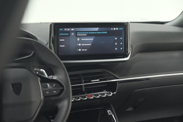 Peugeot 2008 Hybrid 136 e-DCS6 Allure | 360 Camera | Adaptieve Cruise Control | Dodehoekdetectie | Navigatie Peugeot 2008 Hybrid 136 e-DCS6 Allure | 360 Camera | Adaptieve Cruise Control | Dodehoekdetectie | Navigatie