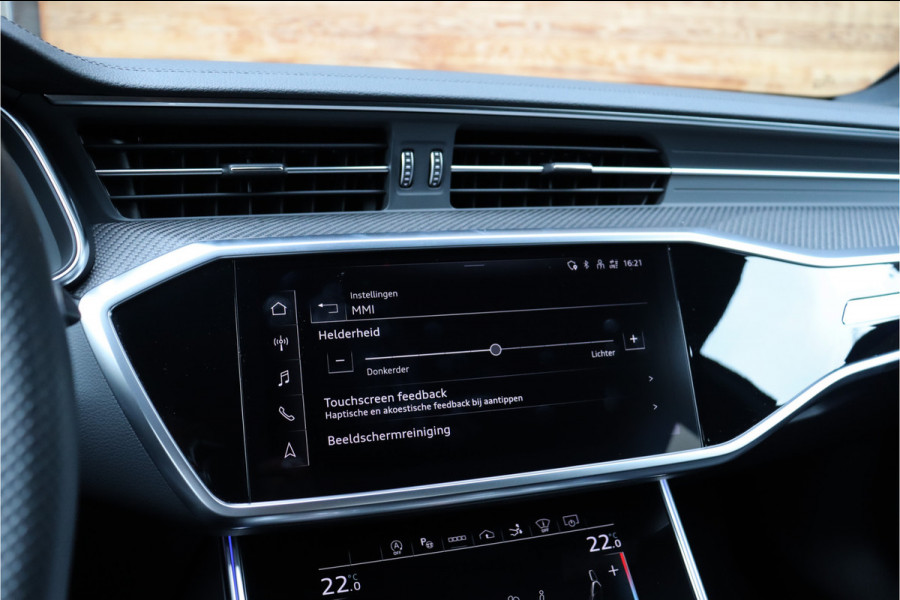 Audi RS7 4.0 V8 TFSI quattro **Dynamic Plus/Ceramic/Carbon/HUD/Pano/Matrix/360**