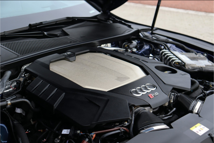 Audi RS7 4.0 V8 TFSI quattro **Dynamic Plus/Ceramic/Carbon/HUD/Pano/Matrix/360**