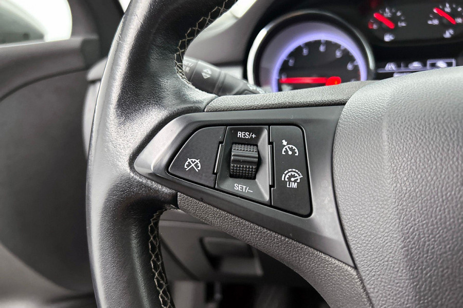 Opel Astra Sports Tourer 1.0 Online Edition (TREKHAAK, PANORAMADAK, CAMERA, CLIMA, NAVIGATIE, CRUISE, GOED ONDERHOUDEN)