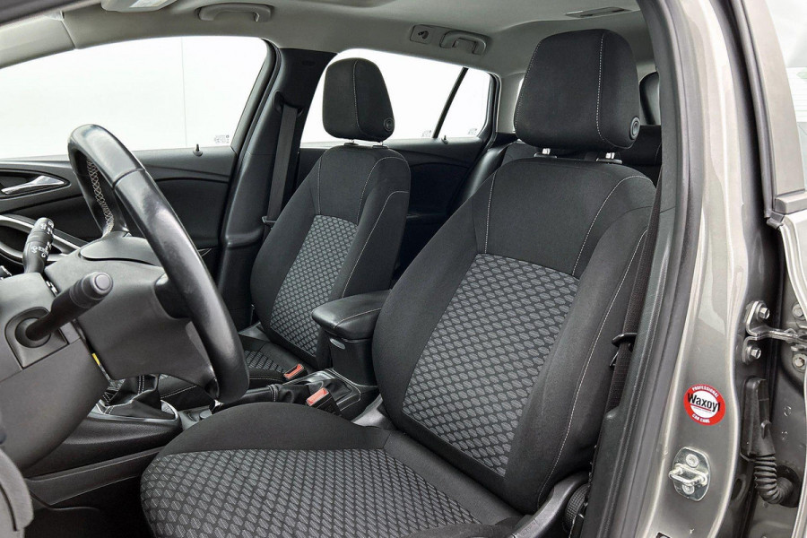 Opel Astra Sports Tourer 1.0 Online Edition (TREKHAAK, PANORAMADAK, CAMERA, CLIMA, NAVIGATIE, CRUISE, GOED ONDERHOUDEN)
