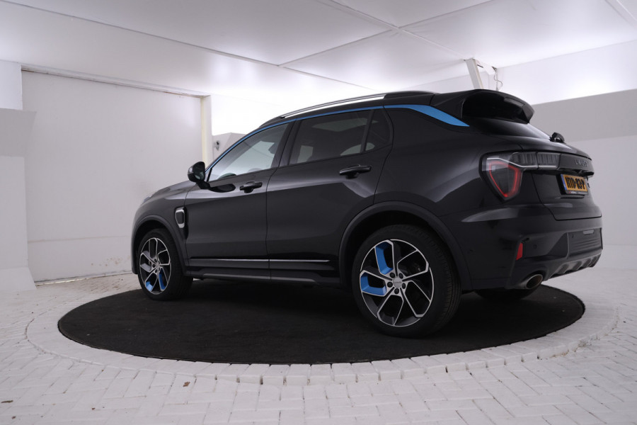 Lynk & Co 01 1.5 360 Camera, Panorama dak, Apple / Android carplay.