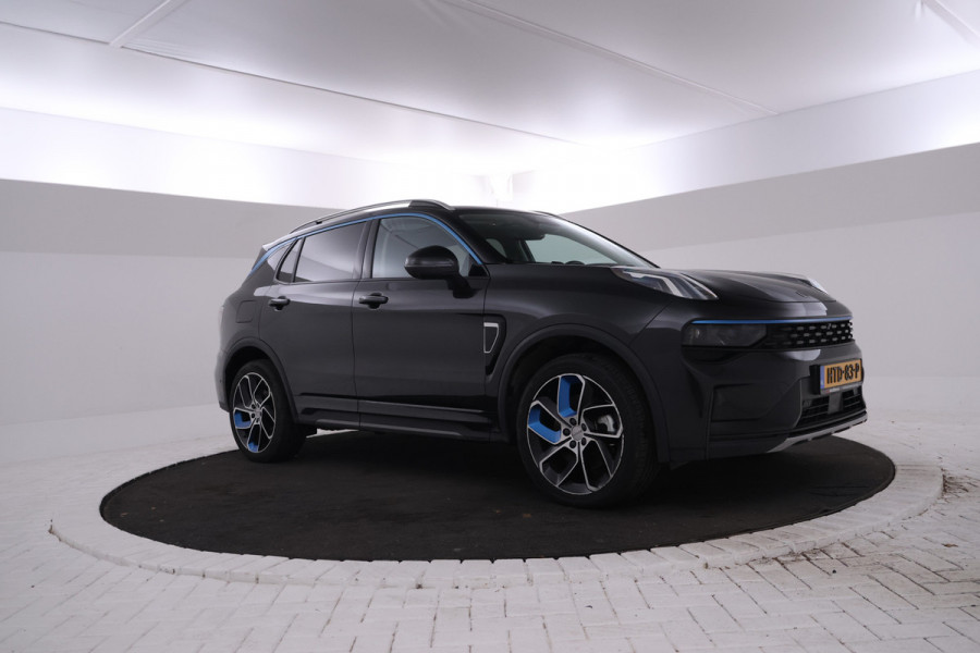 Lynk & Co 01 1.5 360 Camera, Panorama dak, Apple / Android carplay.
