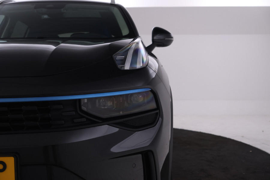 Lynk & Co 01 1.5 360 Camera, Panorama dak, Apple / Android carplay.