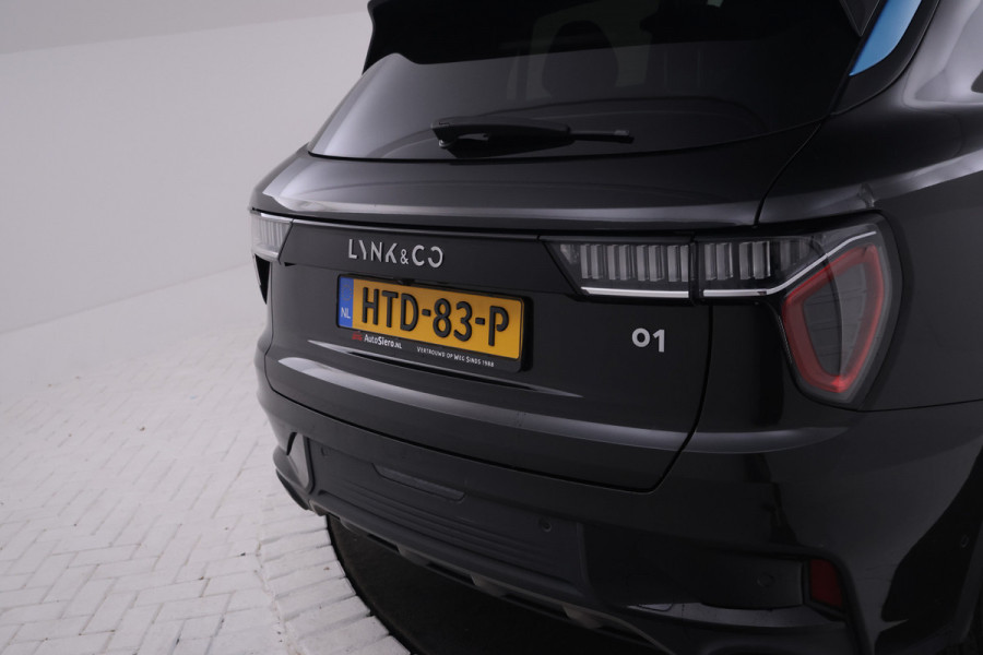Lynk & Co 01 1.5 360 Camera, Panorama dak, Apple / Android carplay.
