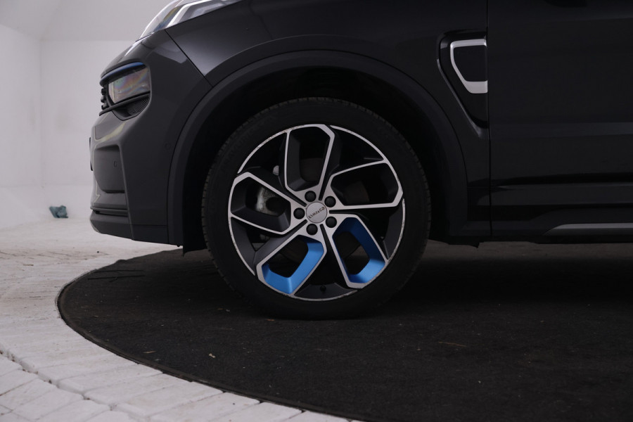 Lynk & Co 01 1.5 360 Camera, Panorama dak, Apple / Android carplay.