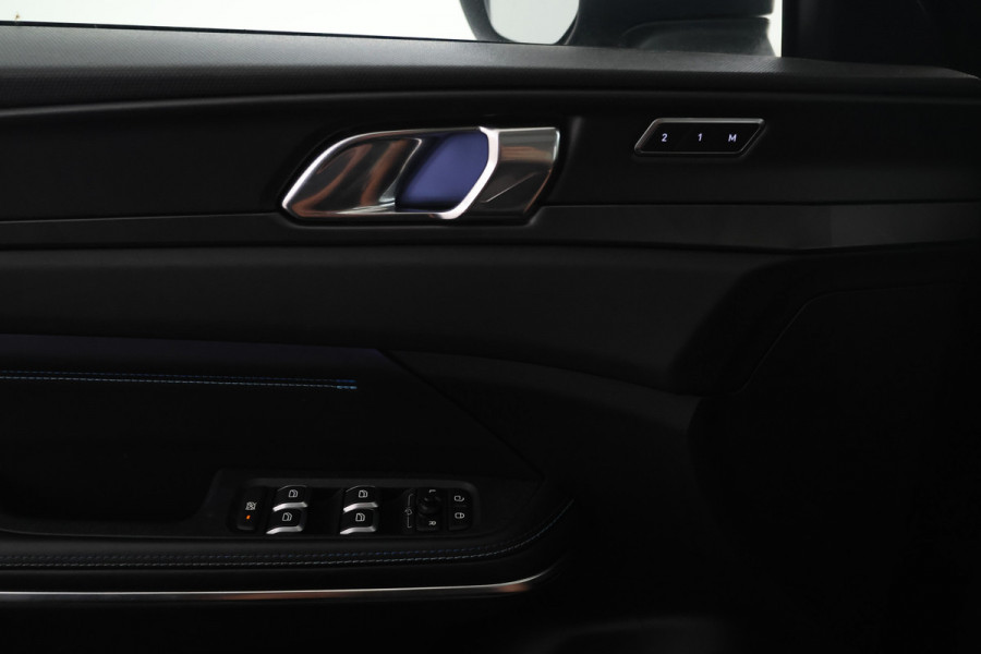 Lynk & Co 01 1.5 360 Camera, Panorama dak, Apple / Android carplay.