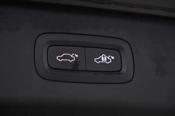 Lynk & Co 01 1.5 360 Camera, Panorama dak, Apple / Android carplay.