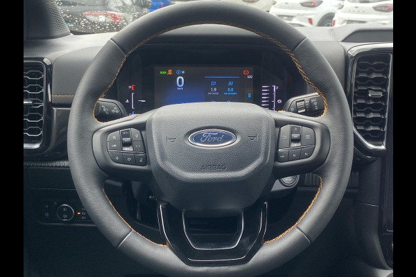 Ford Ranger 2.3 PHEV Wildtrak Double Cab 281pk | Zuid | 5 persoons! | Technology Pack Plus Trailer | Cargo Area Pack | Power Rollertop | Prijs excl. BTW incl. BPM | laadkabel mode 3 16A | Rijklaar