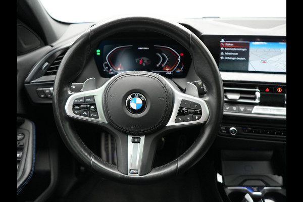 BMW 1-serie M135i xDrive 306pk Dealer O.H Competition Sportstoelen | Panodak | Head Up | Adaptive Cruise |  Blis | Keyless | Apple Carplay | Virtual | Stuurverwarming | Navigatie | DAB |