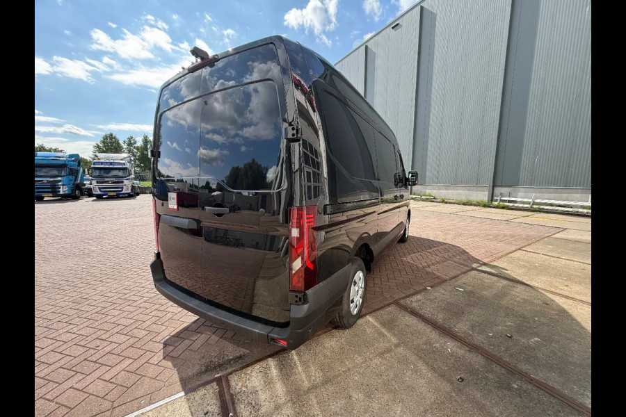 Renault Master RED EDITION L2H2 170PK CAMERA/ NAVI / METALLIC