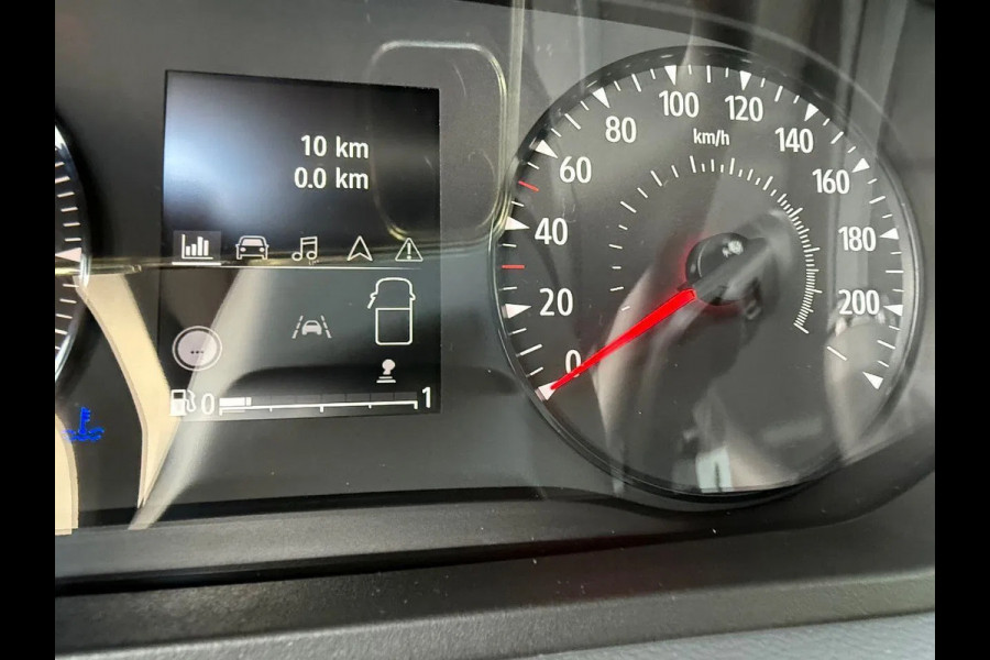 Renault Master RED Edition L3H2 CAMERA/ BLINDSPORT / RESERVEWIEL / BPM VRIJ