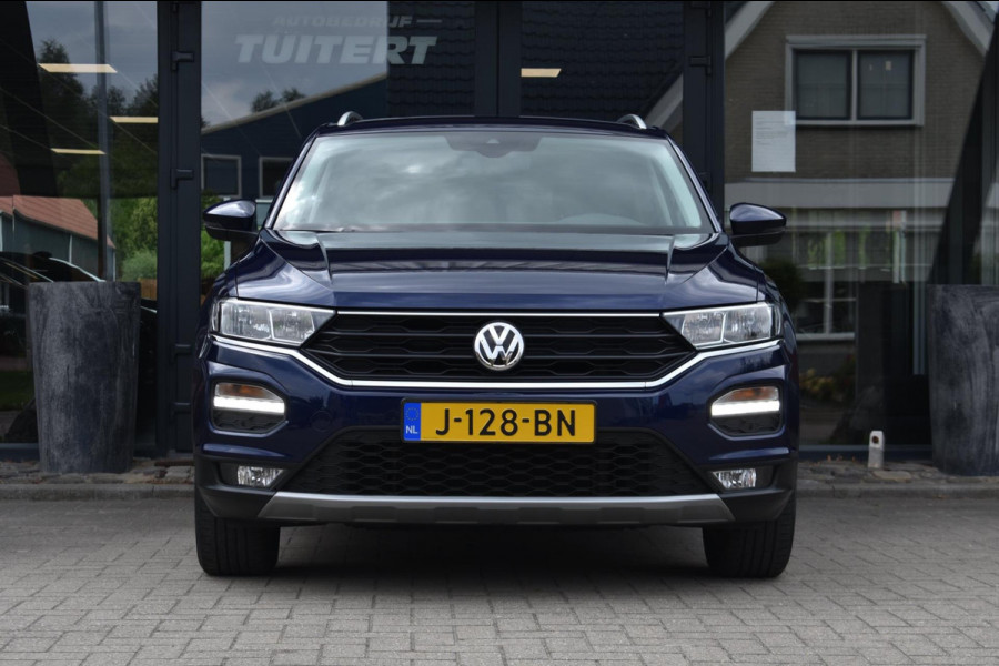 Volkswagen T-Roc 1.0 TSI | VIRTUAL COCKPIT | TREKHAAK | APPLE CARPLAY | ANDROID AUTO | ADAPTIEVE CRUISE CONTROLE | NAP