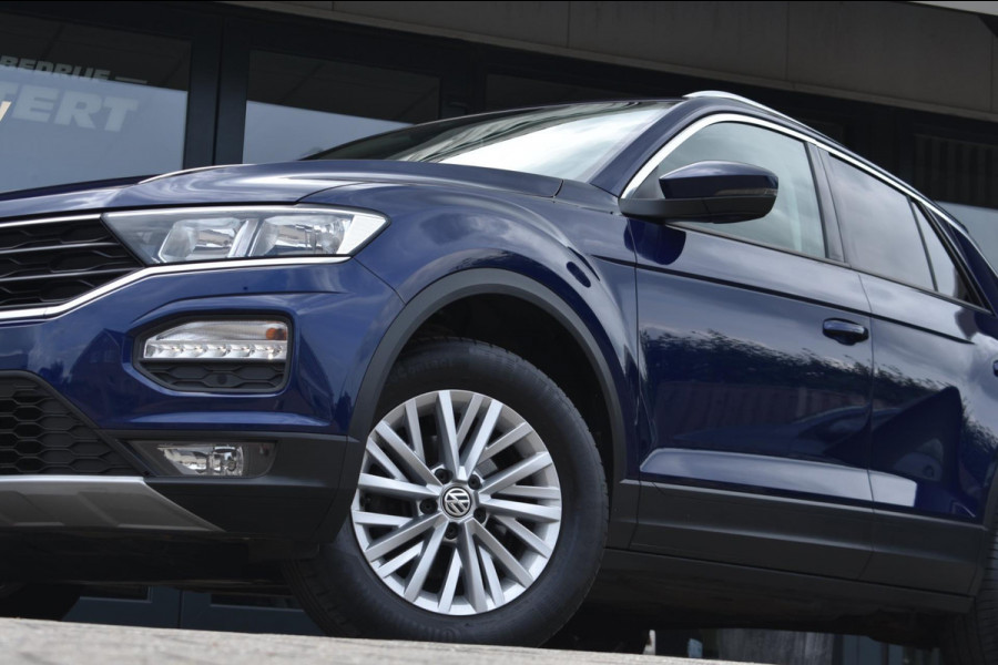 Volkswagen T-Roc 1.0 TSI | VIRTUAL COCKPIT | TREKHAAK | APPLE CARPLAY | ANDROID AUTO | ADAPTIEVE CRUISE CONTROLE | NAP