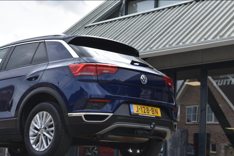 Volkswagen T-Roc 1.0 TSI | VIRTUAL COCKPIT | TREKHAAK | APPLE CARPLAY | ANDROID AUTO | ADAPTIEVE CRUISE CONTROLE | NAP