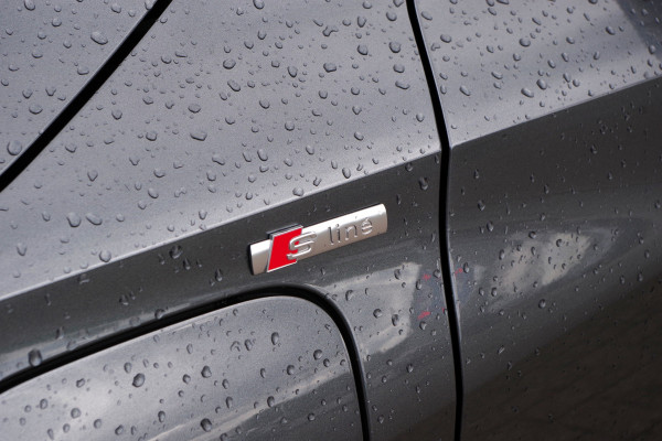 Audi A3 Sportback 45 TFSI e S-Line Edition Competition 245 PK PHEV, Panoramadak, RS-Sportstoelen, Adap. Cruise Control