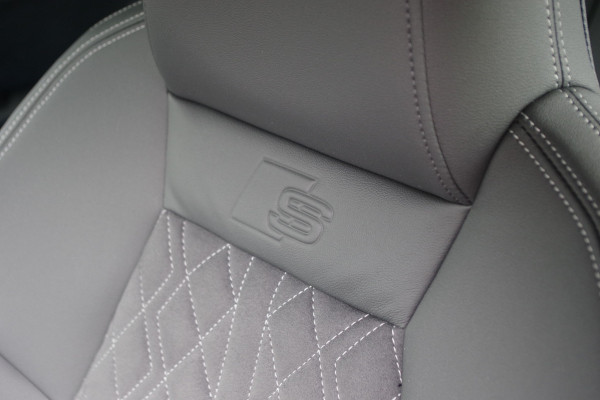 Audi A3 Sportback 45 TFSI e S-Line Edition Competition 245 PK PHEV, Panoramadak, RS-Sportstoelen, Adap. Cruise Control