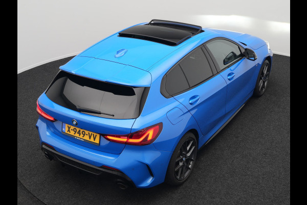 BMW 1-serie M135i xDrive 306pk Dealer O.H Competition Sportstoelen | Panodak | Head Up | Adaptive Cruise |  Blis | Keyless | Apple Carplay | Virtual | Stuurverwarming | Navigatie | DAB |