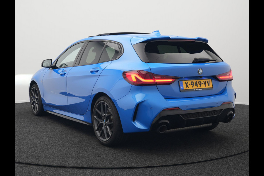 BMW 1-serie M135i xDrive 306pk Dealer O.H Competition Sportstoelen | Panodak | Head Up | Adaptive Cruise |  Blis | Keyless | Apple Carplay | Virtual | Stuurverwarming | Navigatie | DAB |
