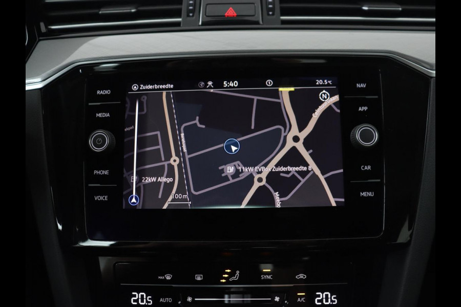 Volkswagen Passat 1.4 TSI PHEV GTE | Trekhaak | Camera | Adaptive cruise | Carplay | Navigatie | Matrix LED | Parkeerhulp | Bluetooth