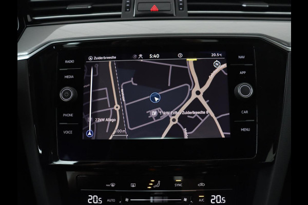 Volkswagen Passat 1.4 TSI PHEV GTE | Trekhaak | Camera | Adaptive cruise | Carplay | Navigatie | Matrix LED | Parkeerhulp | Bluetooth