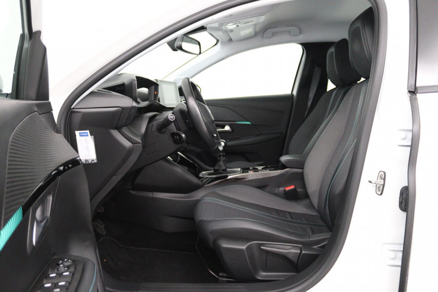 Peugeot 208 1.2 PureTech Allure (CRUISE CONTROL, NAVIGATIE, LANE-ASSIST, BLUETOOTH, NL-AUTO)