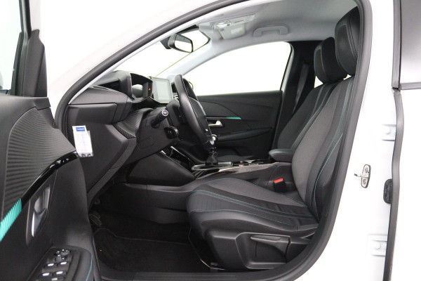 Peugeot 208 1.2 PureTech Allure (CRUISE CONTROL, NAVIGATIE, LANE-ASSIST, BLUETOOTH, NL-AUTO)