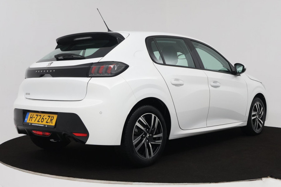 Peugeot 208 1.2 PureTech Allure (CRUISE CONTROL, NAVIGATIE, LANE-ASSIST, BLUETOOTH, NL-AUTO)