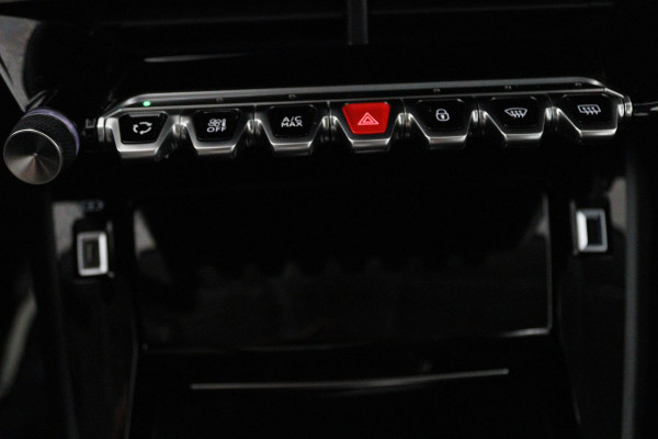 Peugeot 208 1.2 PureTech Allure (CRUISE CONTROL, NAVIGATIE, LANE-ASSIST, BLUETOOTH, NL-AUTO)