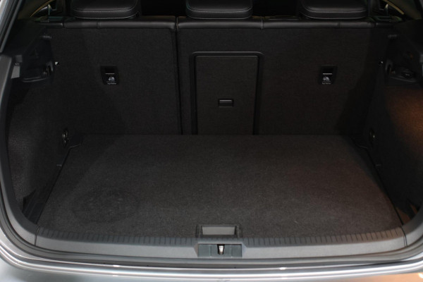 Volkswagen Golf 2.0 TSI 4Motion R *Pano*Individual kleur*Dynaudio*Leder*