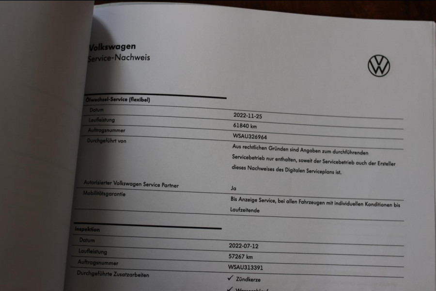 Volkswagen Golf 2.0 TSI 4Motion R *Pano*Individual kleur*Dynaudio*Leder*
