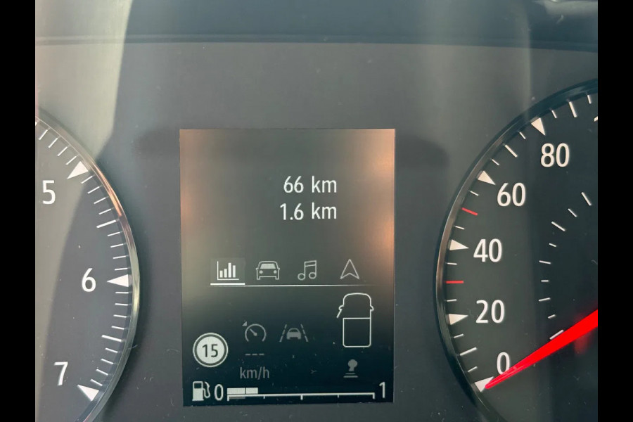 Renault Master RED EDITON L2H2 150PK TREKHAAK/ BLINDSPOT / CAMERA/ BPM VRIJ