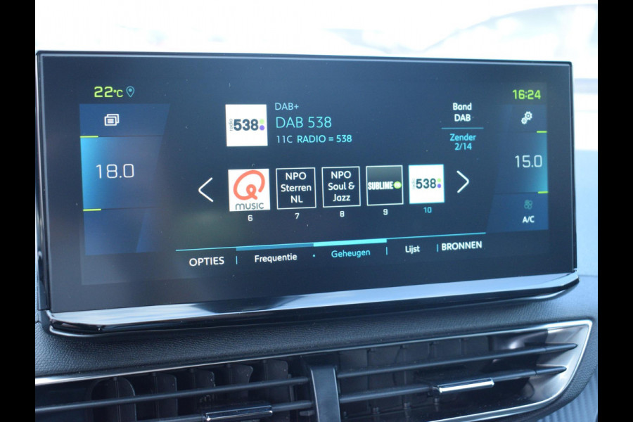 Peugeot 3008 1.6 HYbrid 180 Allure Pack Business NAVIGATIE | CARPLAY | ACHTERUITRIJCAMERA MET SENSOREN | STOELVERWARMING |