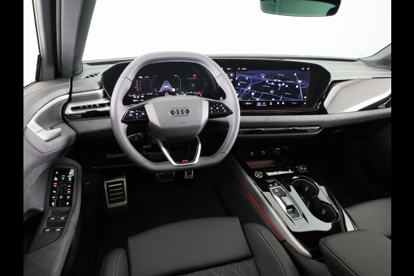 Audi A5 Avant 2.0 e-hybrid quattro S edition Competition 367pk | Komt eind juli binnen Panoramdak | Trekhaak | Matrix | Keyless | Adaptieve cruise controle