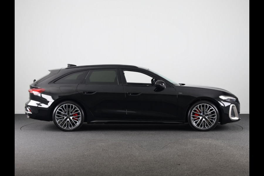 Audi A5 Avant 2.0 e-hybrid quattro S edition Competition 367pk | Komt eind juli binnen Panoramdak | Trekhaak | Matrix | Keyless | Adaptieve cruise controle