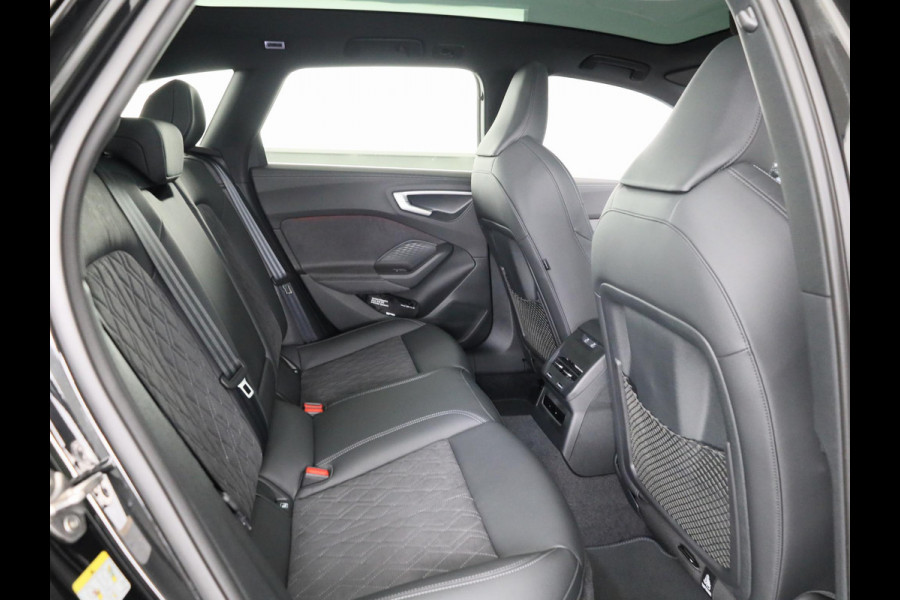 Audi A5 Avant 2.0 e-hybrid quattro S edition Competition 367pk | Komt eind juli binnen Panoramdak | Trekhaak | Matrix | Keyless | Adaptieve cruise controle
