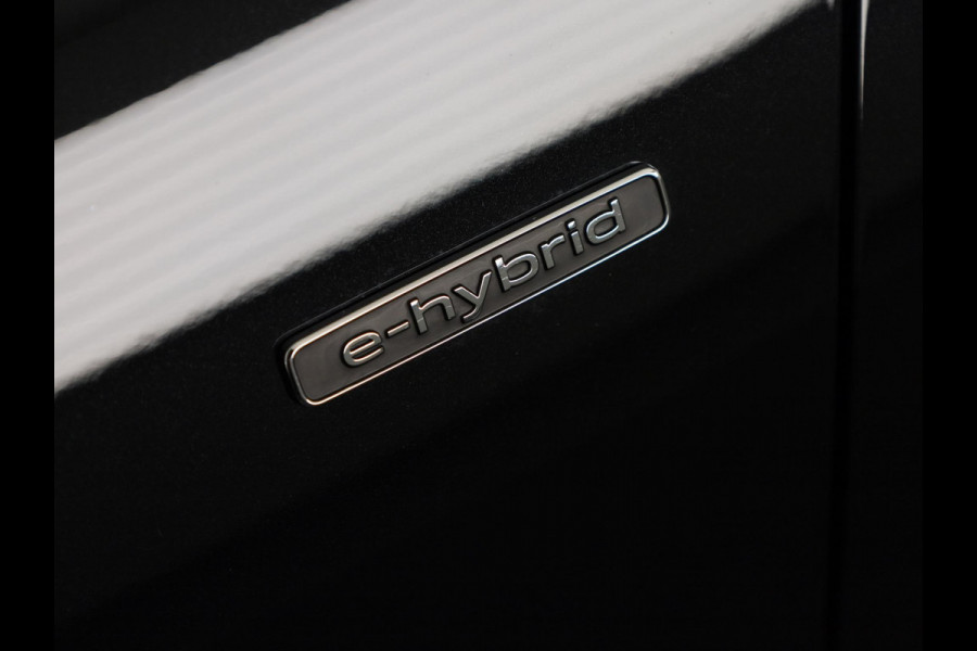 Audi A5 Avant 2.0 e-hybrid quattro S edition Competition 367pk | Komt eind juli binnen Panoramdak | Trekhaak | Matrix | Keyless | Adaptieve cruise controle