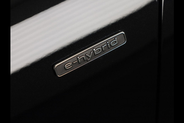 Audi A5 Avant 2.0 e-hybrid quattro S edition Competition 367pk | Komt eind juli binnen Panoramdak | Trekhaak | Matrix | Keyless | Adaptieve cruise controle