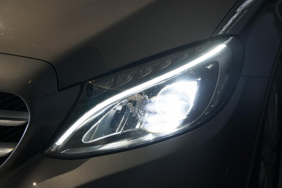 Mercedes-Benz C-Klasse Estate 220 CDI Sport Edition Premium Plus + TREKHAAK / NAVIGATIE / DODEHOEKDETECTIE / STOELVERWARMING