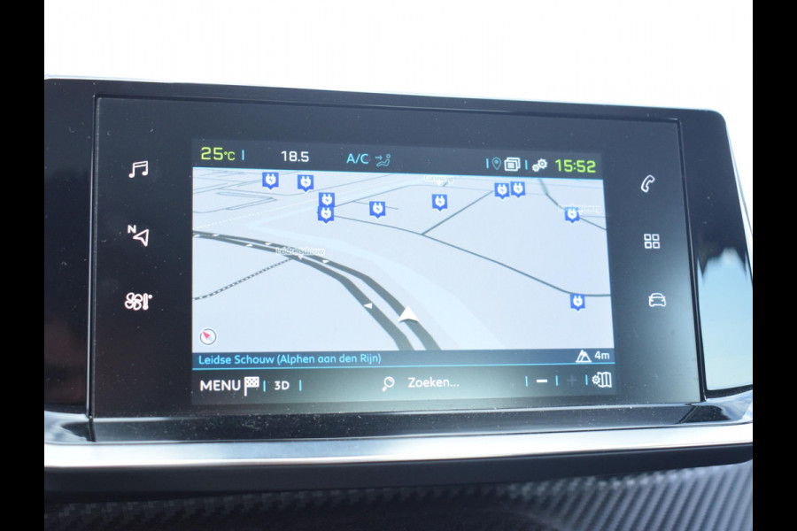 Peugeot e-2008 EV Active Pack 50 kWh | Navigatie | Parkeersensoren achter | Keyless start | Apple Carplay/Android Auto | All Season |