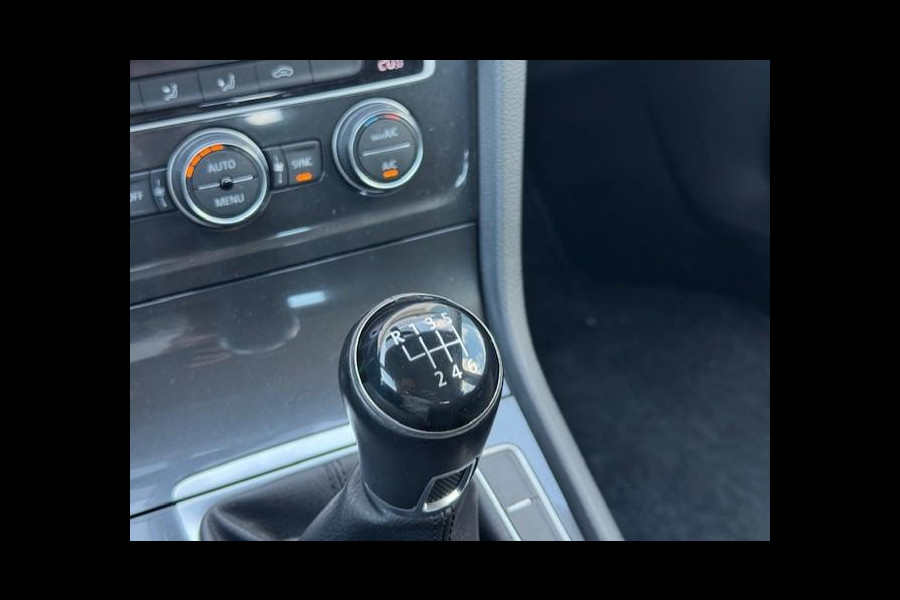 Volkswagen Golf 1.0 TSI Comfortline 7.5-Carplay-Cruise-Clima