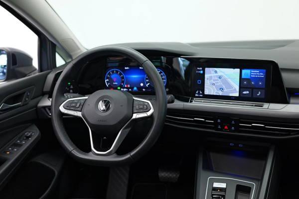 Volkswagen Golf 1.5 eTSI Style |Pano|IQ|Memory|Massage|Ambient|Carplay|