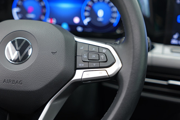 Volkswagen Golf 1.5 eTSI Style |Pano|IQ|Memory|Massage|Ambient|Carplay|