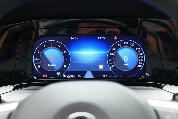 Volkswagen Golf 1.5 eTSI Style |Pano|IQ|Memory|Massage|Ambient|Carplay|
