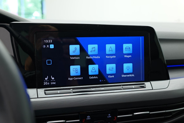 Volkswagen Golf 1.5 eTSI Style |Pano|IQ|Memory|Massage|Ambient|Carplay|