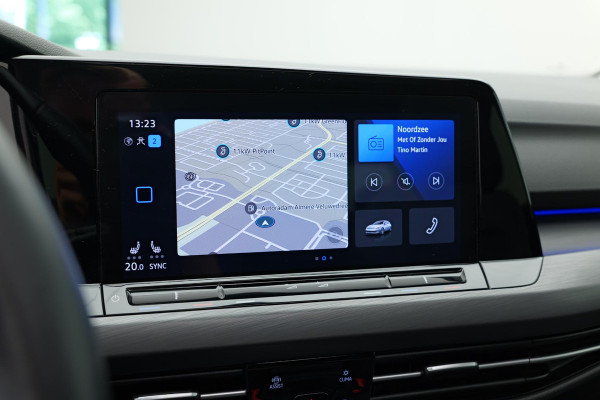 Volkswagen Golf 1.5 eTSI Style |Pano|IQ|Memory|Massage|Ambient|Carplay|