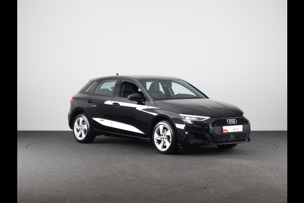 Audi A3 Sportback 40 TFSI e Business edition 204pk | Navigatie | Adaptive cruise control | Apple Carplay /Android Auto | Lichtmetalen velgen