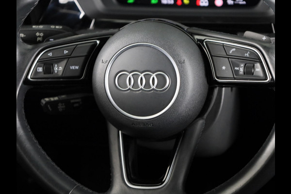 Audi A3 Sportback 40 TFSI e Business edition 204pk | Navigatie | Adaptive cruise control | Apple Carplay /Android Auto | Lichtmetalen velgen